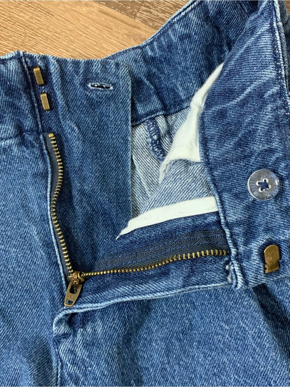 Pilcro Embroidered Pleated Denim Skirty Shorts 26 - Picture 4 of 9